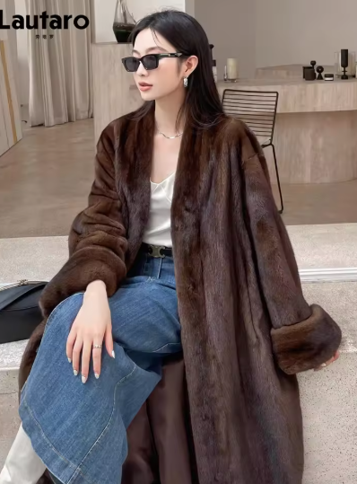 Vintage Elegant Luxury Chic Thick Warm Soft Brown Fluffy Faux Mink Fur Coat